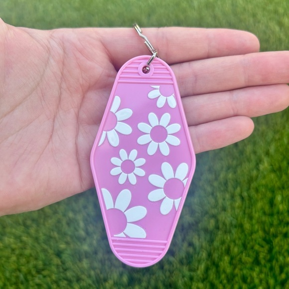 Handmade Pink Motel Keychain – Choose Your Style (Gingham, Smiley, Bows & More) - Picture 10 of 15
